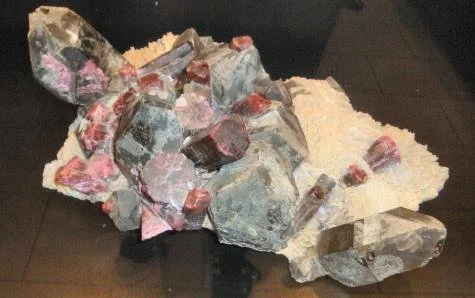 pegmatite-display-specimen.jpg