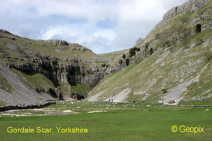 gordale-scar-yorkshire.jpg
