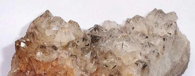 quartz-rutile-inclusions.jpg