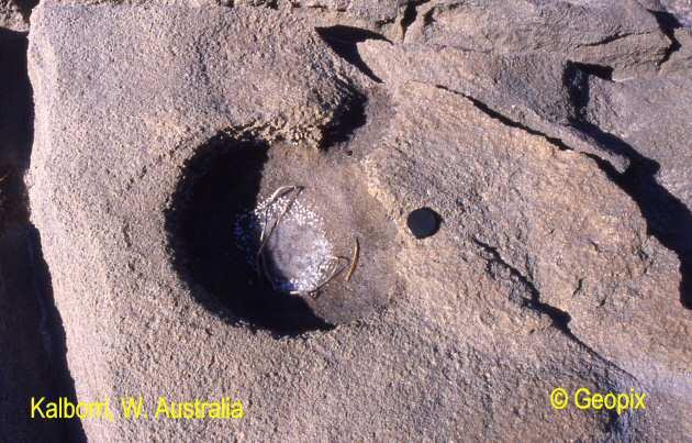 kalbarri-salt-crystals-hollow.jpg