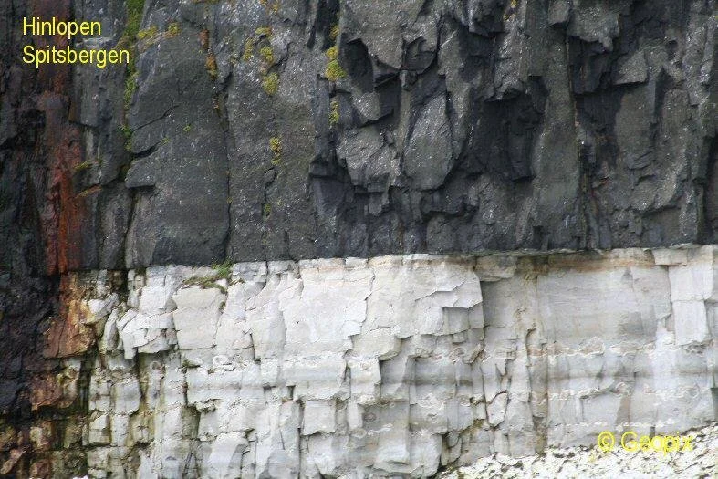 hinlopen-sill-lower-contact.jpg