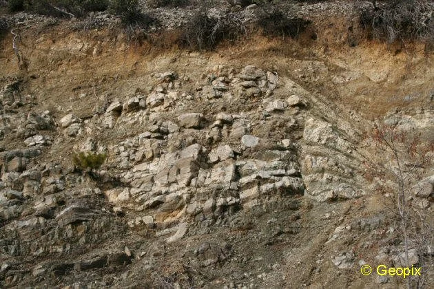 gabbro-layering-eroded-cutting.jpg