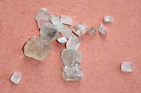 calcite-assorted-cleavage-fragments.jpg