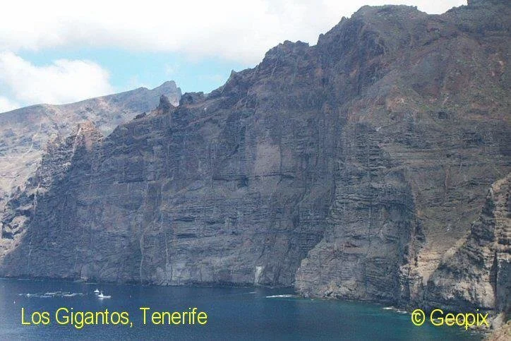 los-gigantos-cliffs-tenerife.jpg