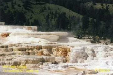 travertine-mammoth-springs.jpg