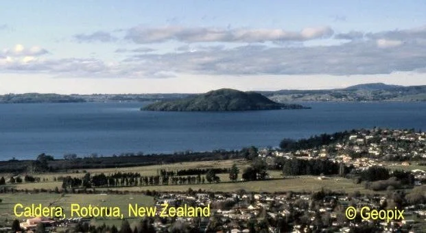 rotorua-caldera-lake-new-zealand.jpg
