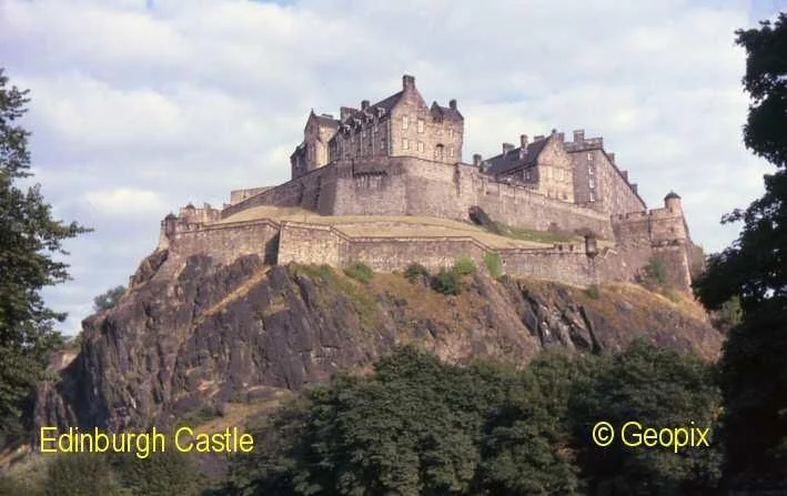 edinburgh-castle-volcanic-plug.jpg