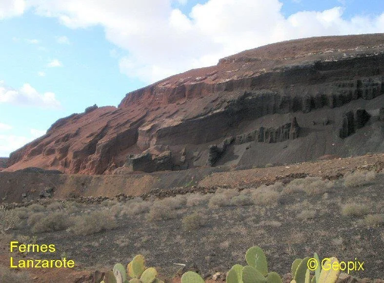 reddened-cone-fernes-lanzarote.jpg