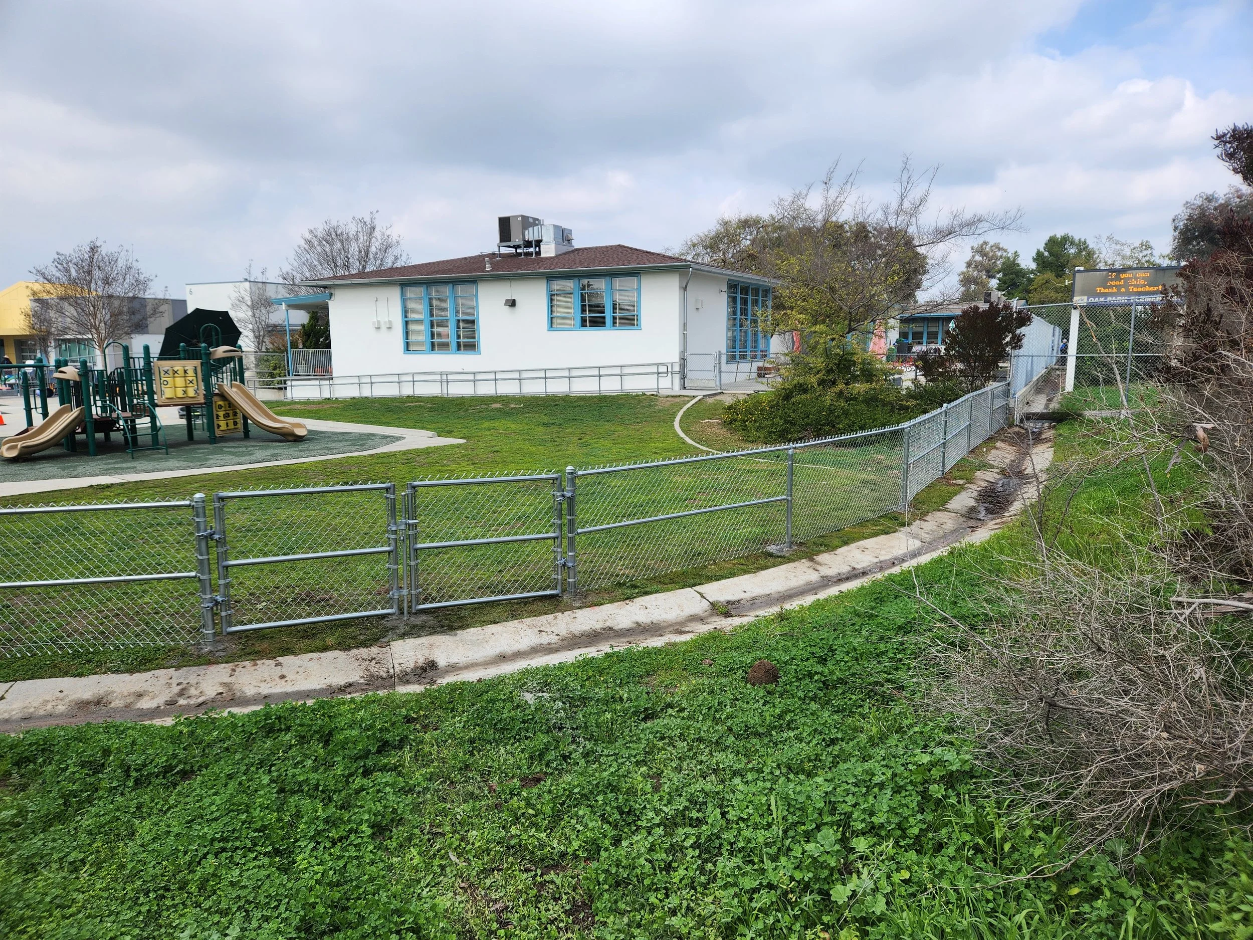 La Jolla 4 foot chainlink fence in school