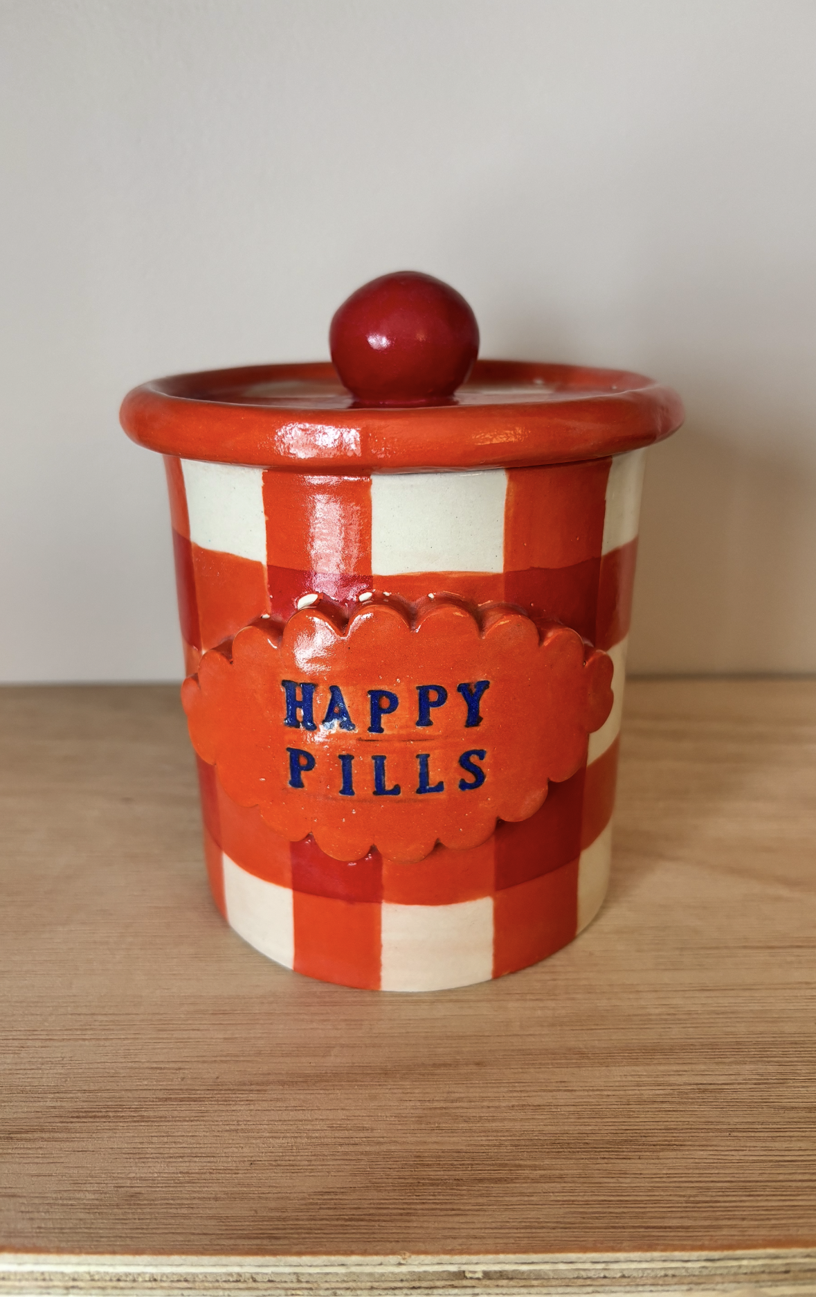 Happy Pills pot
