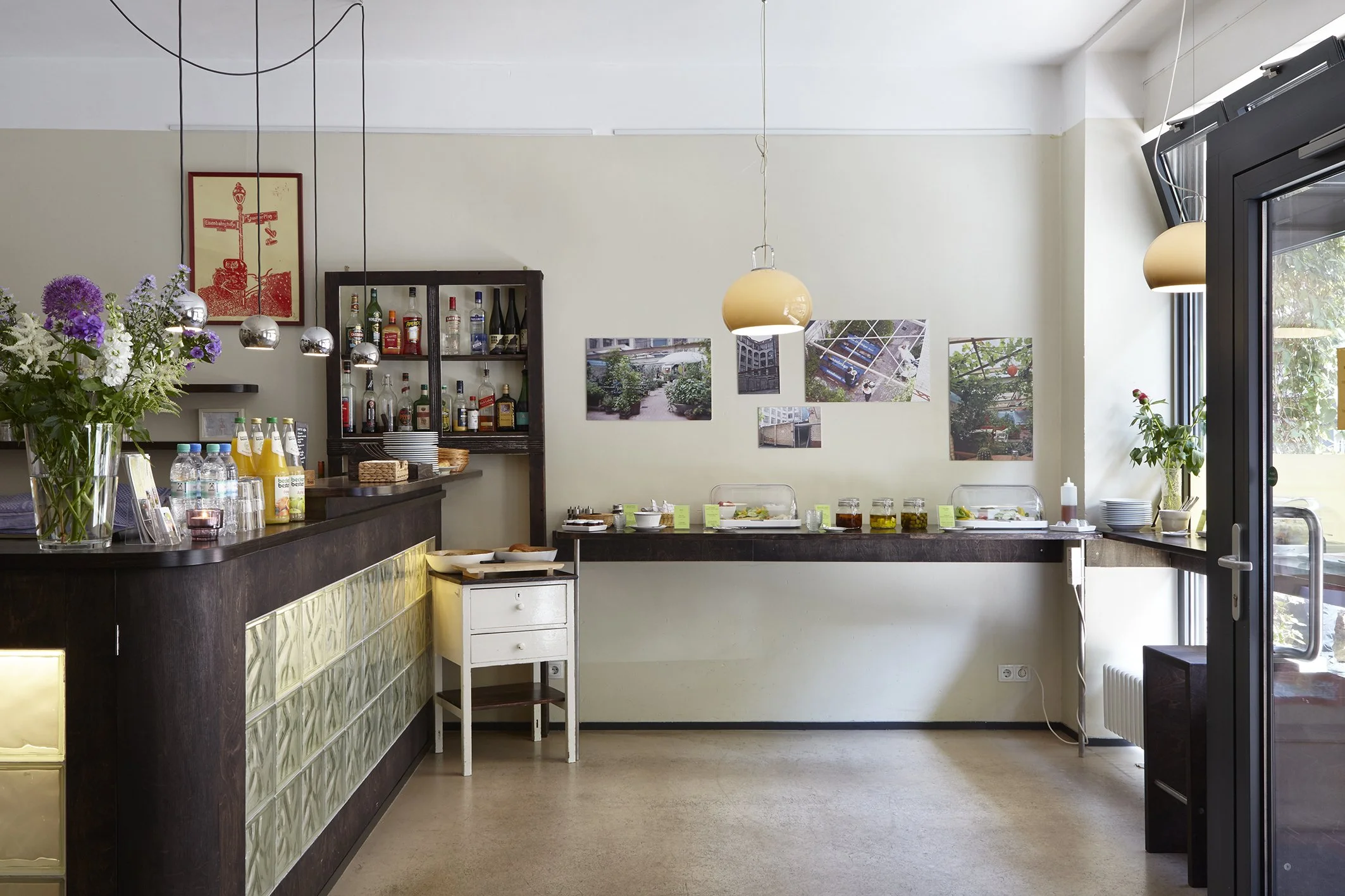 Cafe Gastraum 2.JPG