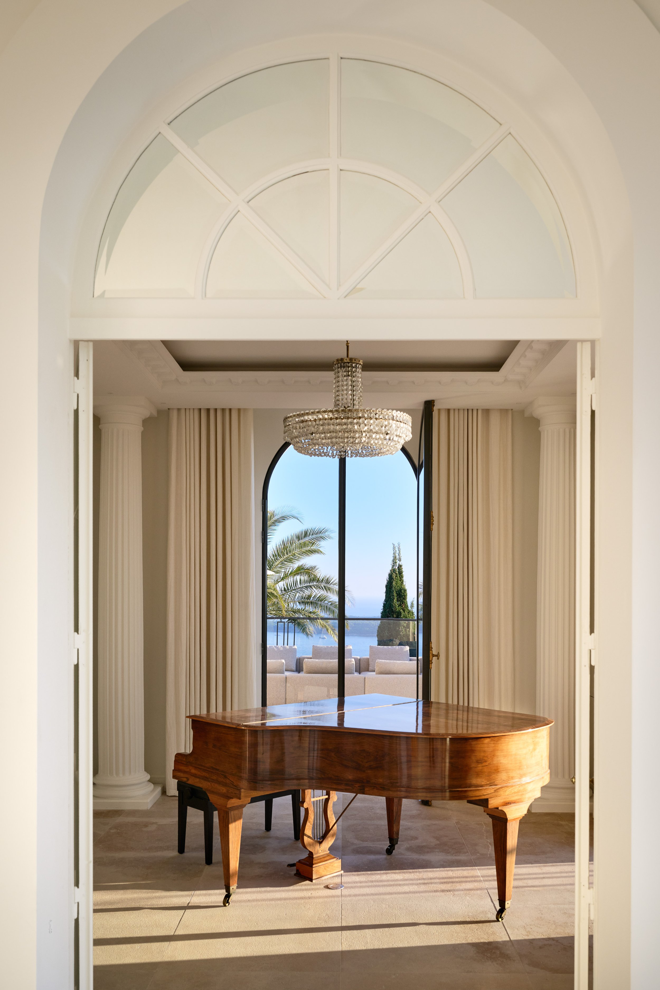 Piano en bois.