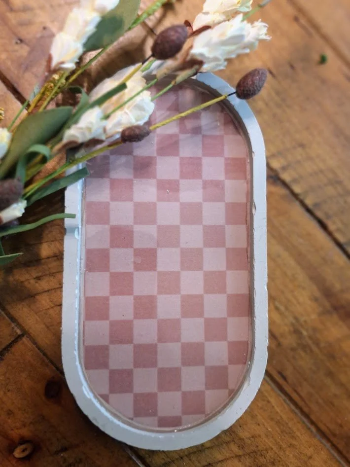 Arch Tray | Rosy Checkers