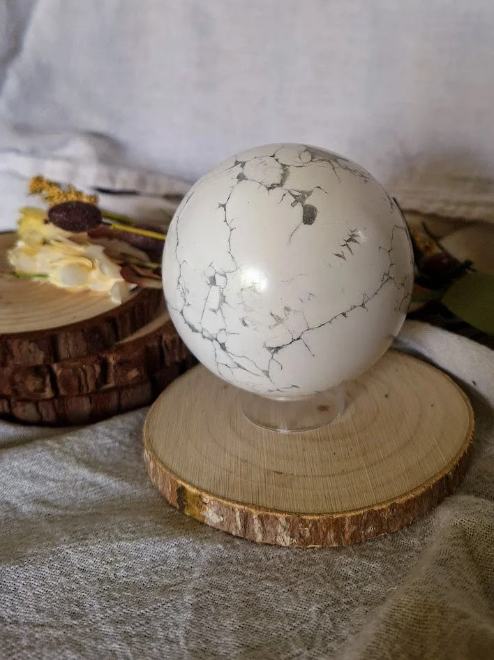 Large Howlite Sphere | 73mm