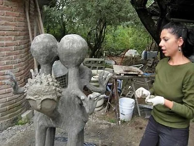organic-shaped-concrete-sculptures10.jpg