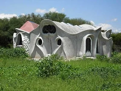 Catenary Vaults
