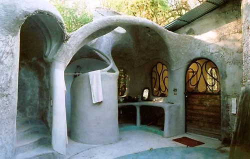 unique-organically-constructed-home4.jpg