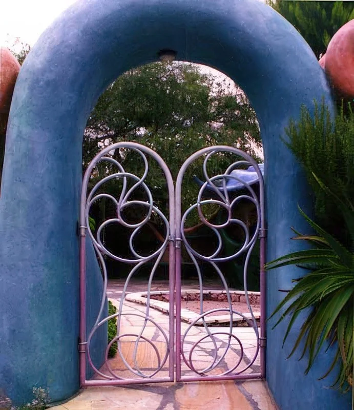 decorative-secure-iron-windows34.jpg