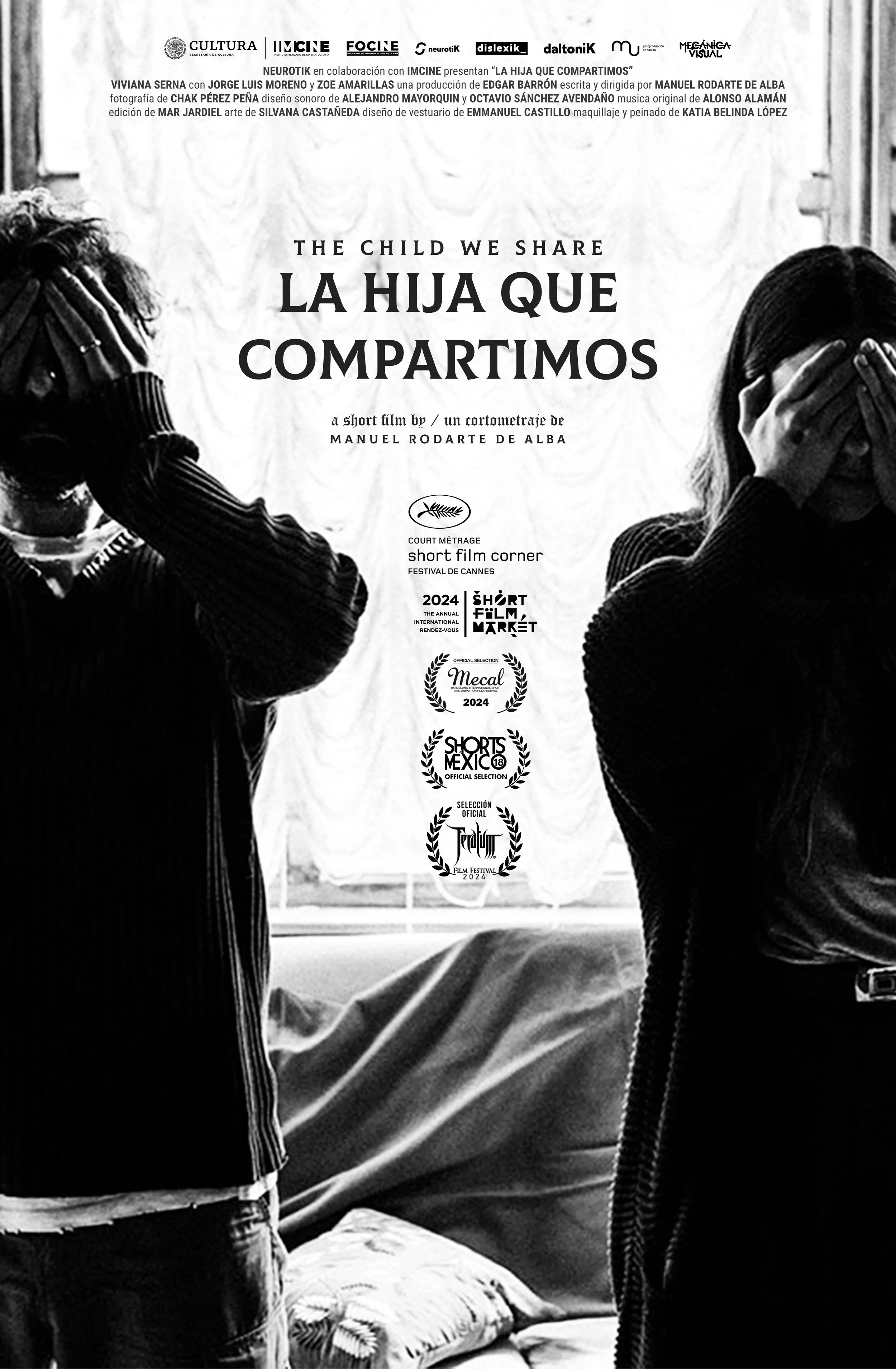 Black and white poster for a short film titled 'La Hija Que Compartimos' featuring two women covering their faces with their hands, in a room with a window in the background.