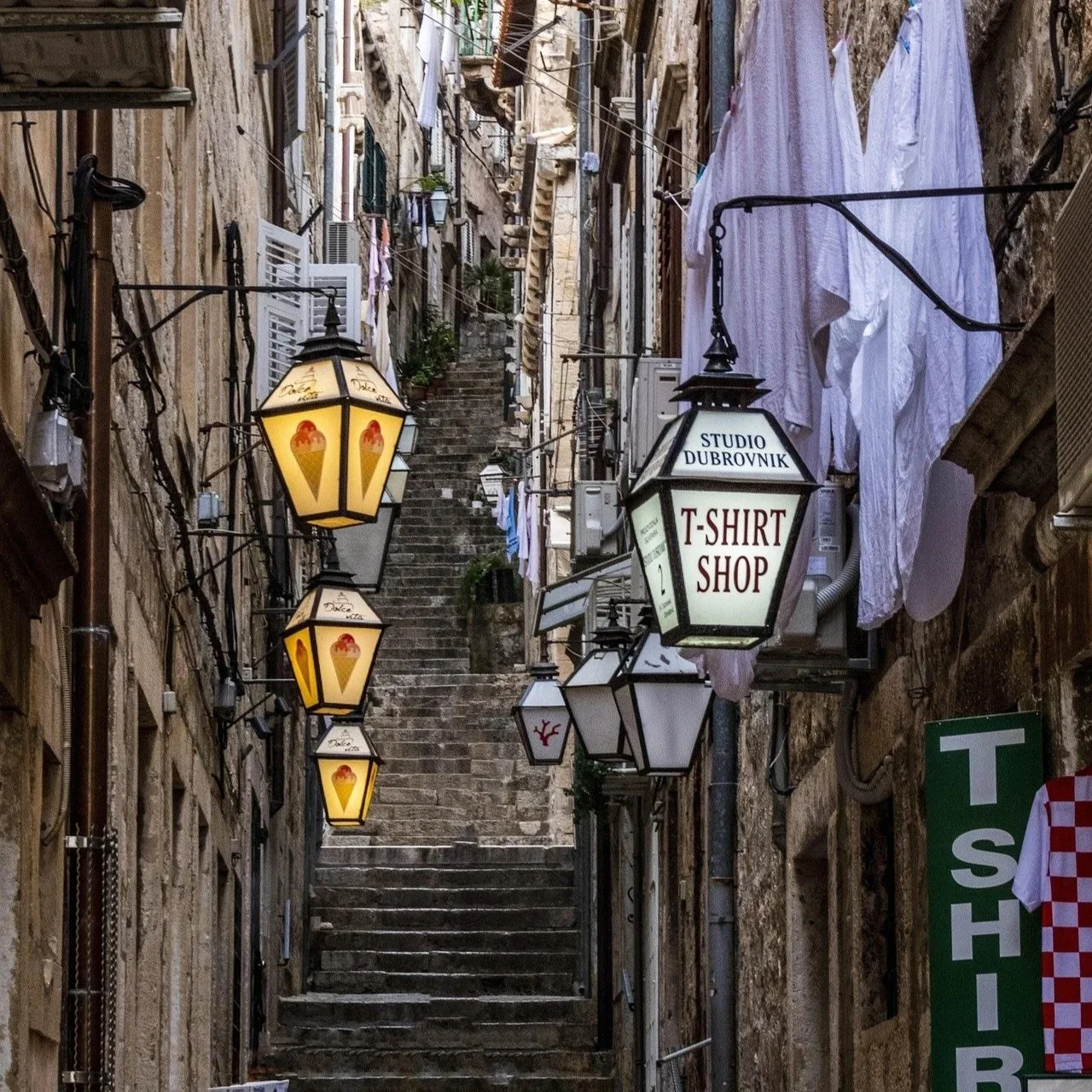 cedlambert-dubrovnik-3605567_1920.jpg