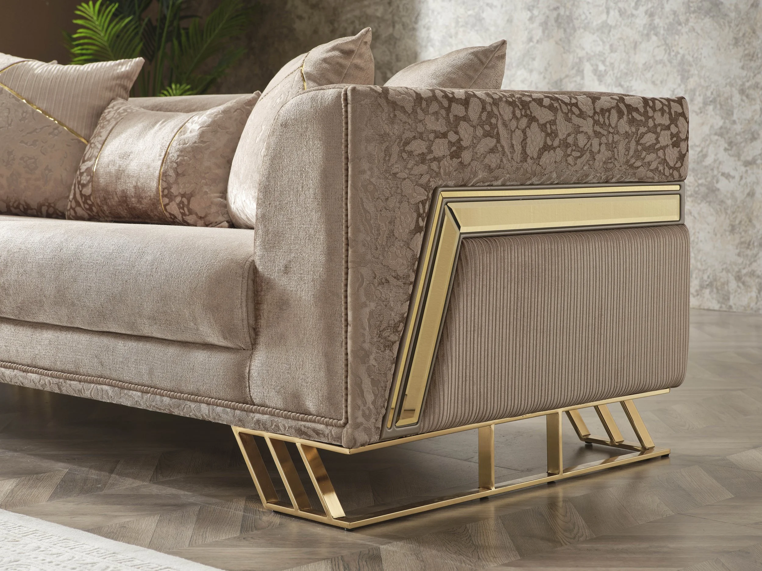 Elegance_6116.jpg
