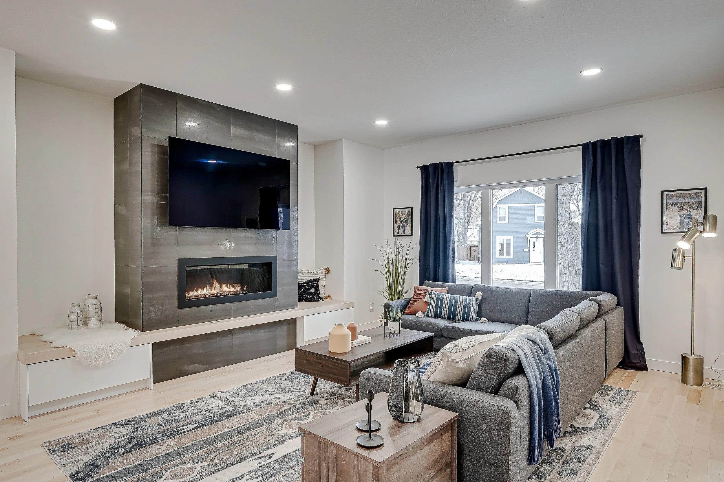 06-719 Temperance Street-06.jpg