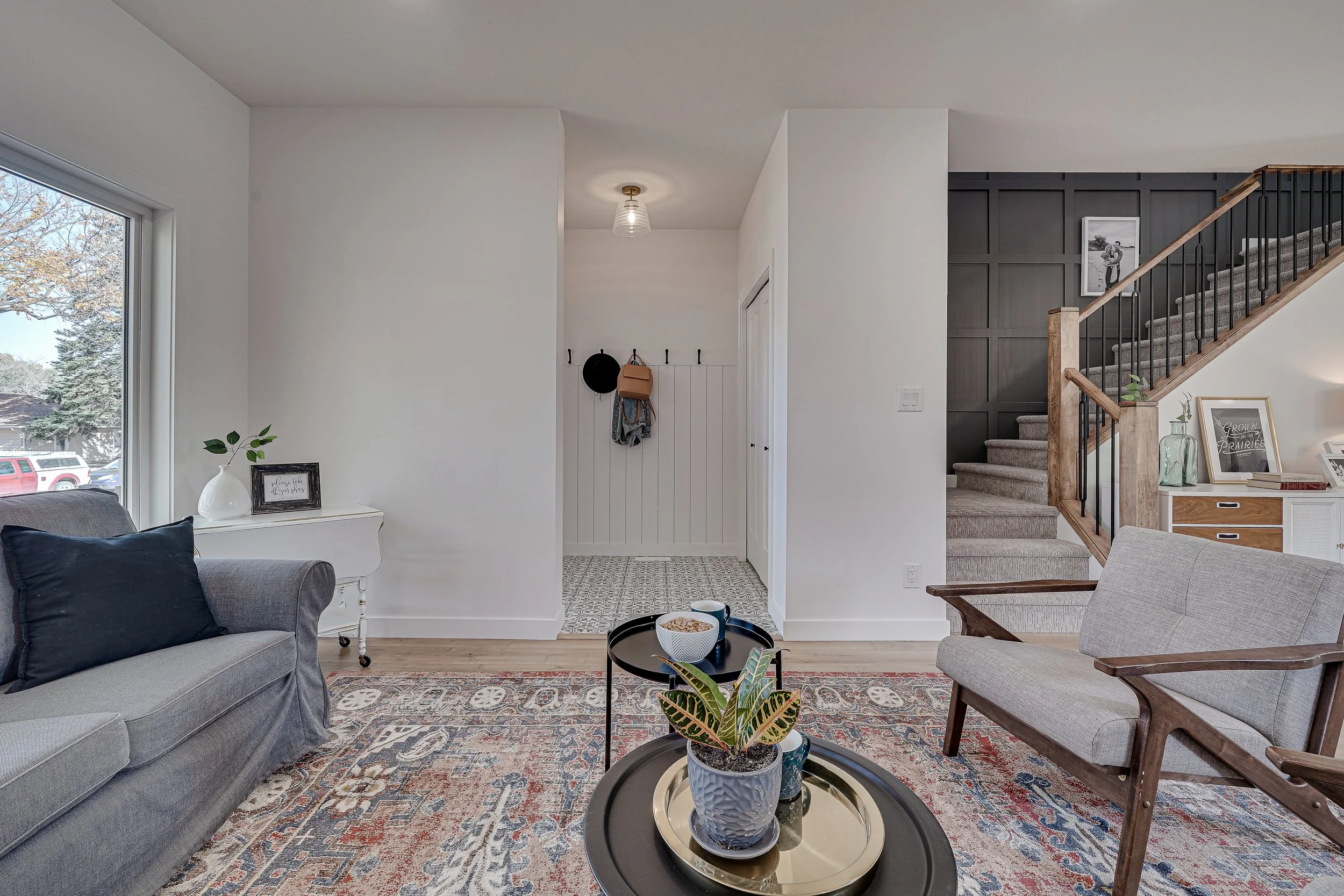 014-216 1st Street East-14.jpg