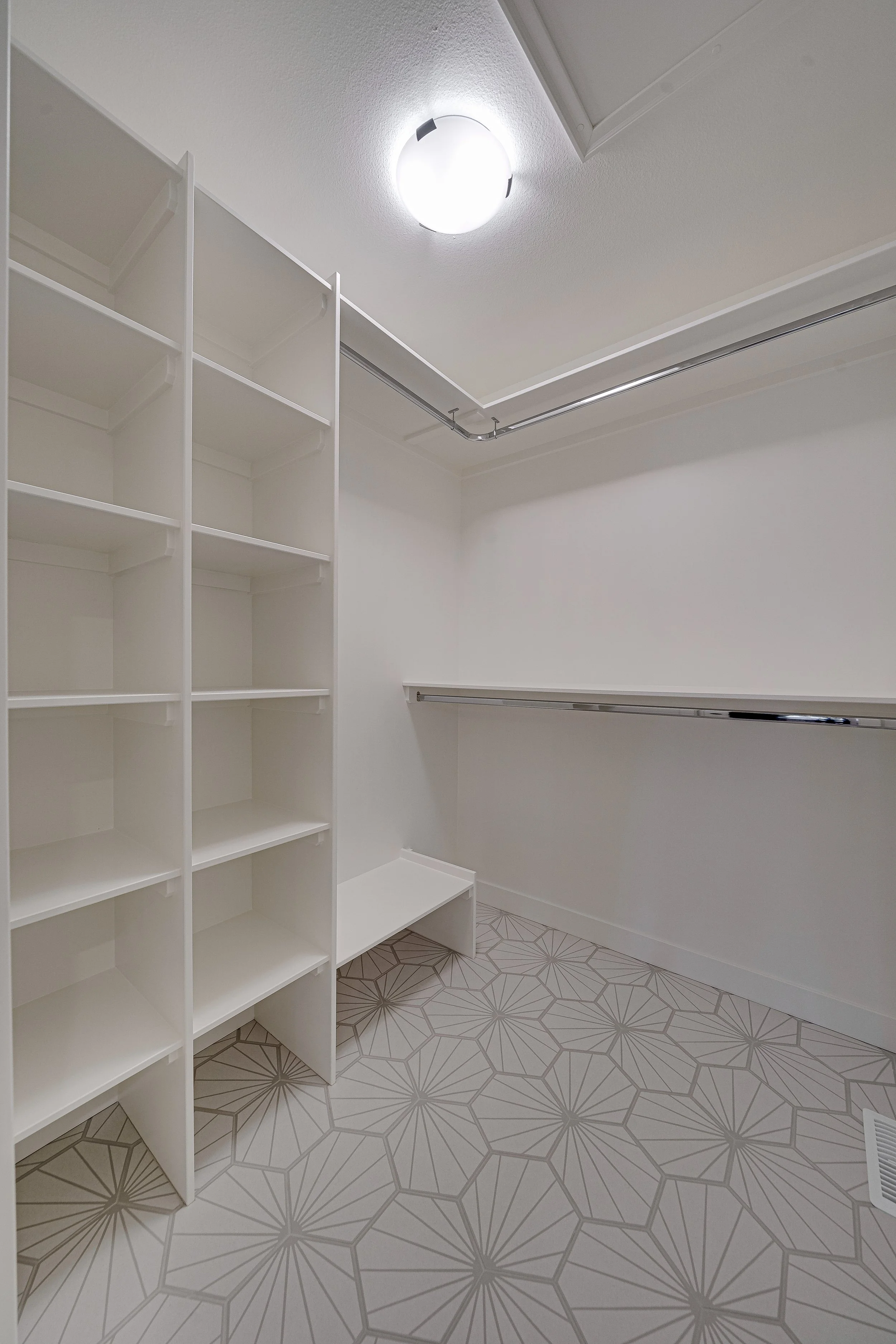 083-2226 Saint Andrews Avenue-83.jpg