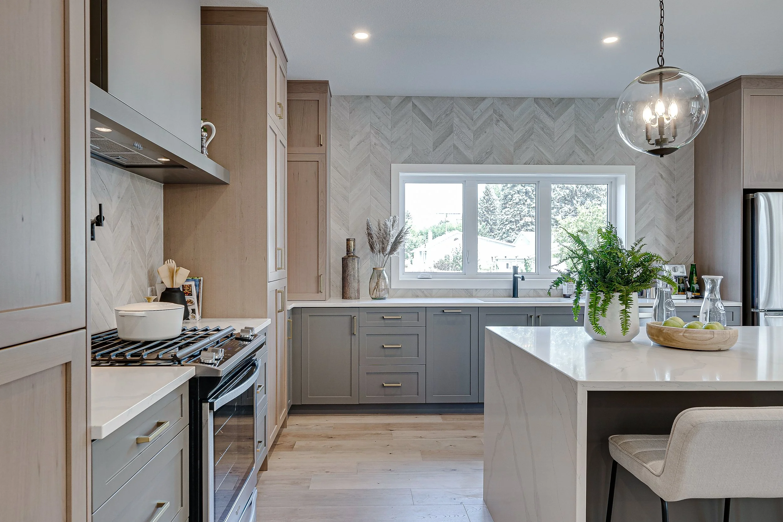 085-1105 2nd Street East-132.jpg