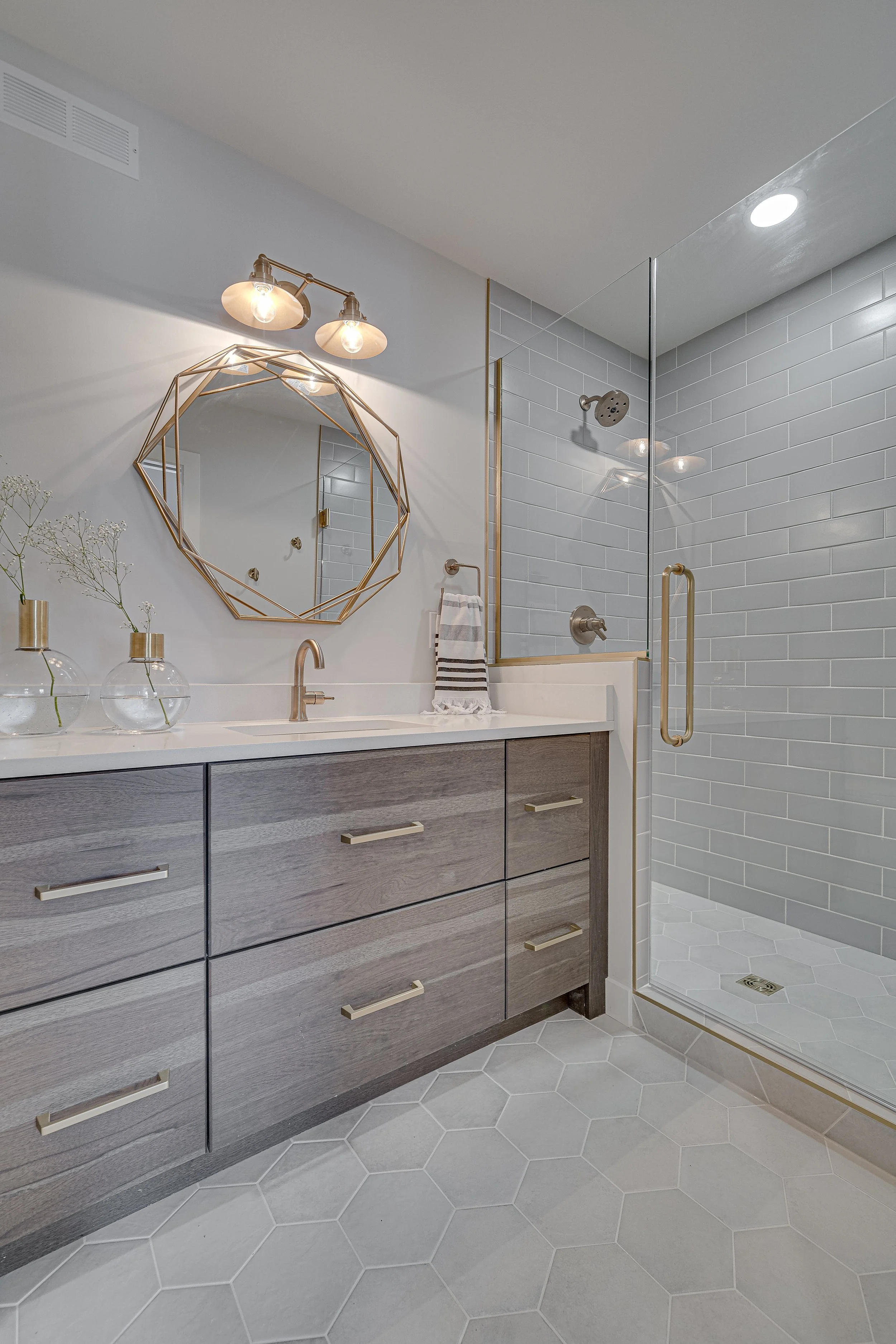 55-1034 13th Street East-56.jpg