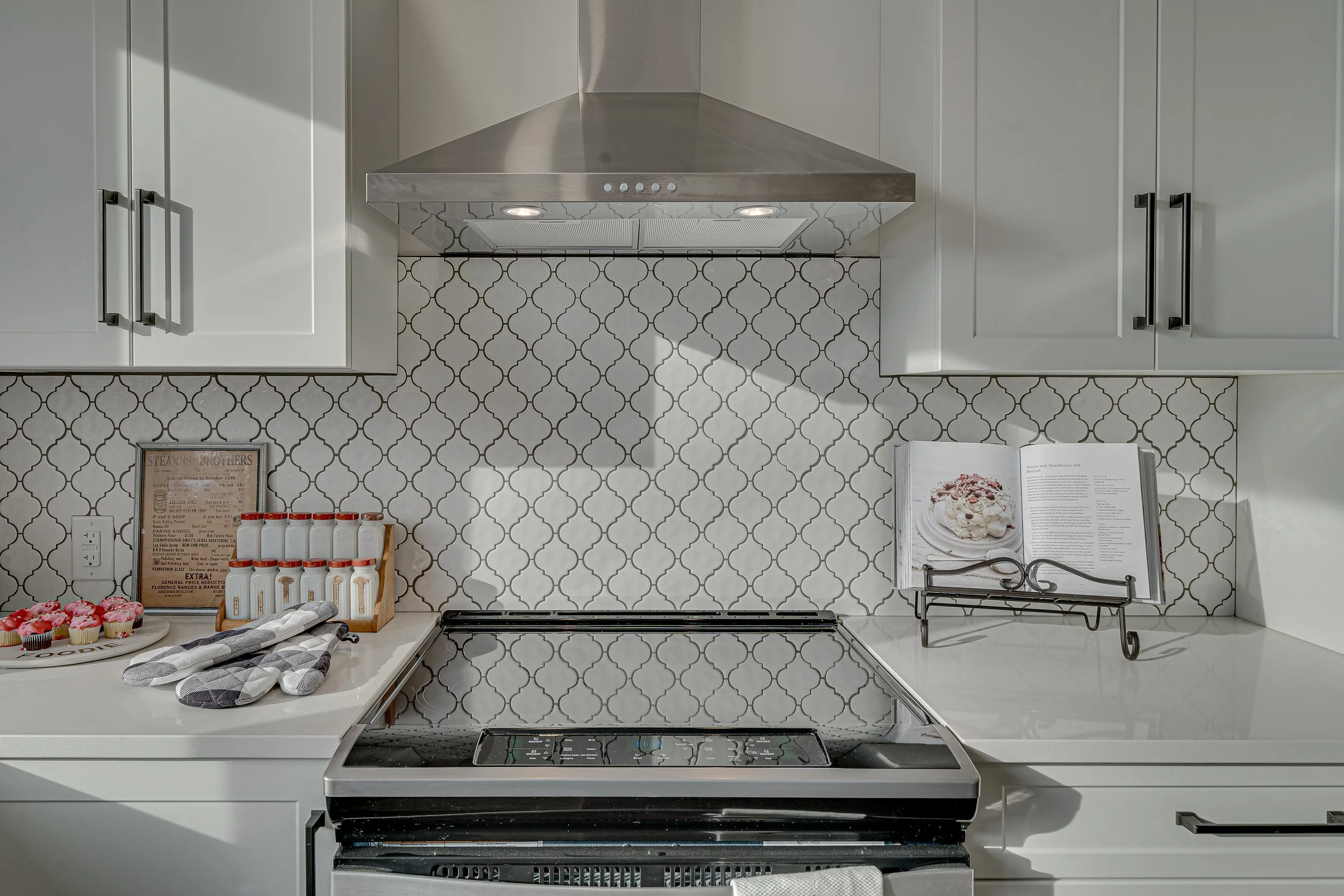 22-1034 13th Street East-23.jpg