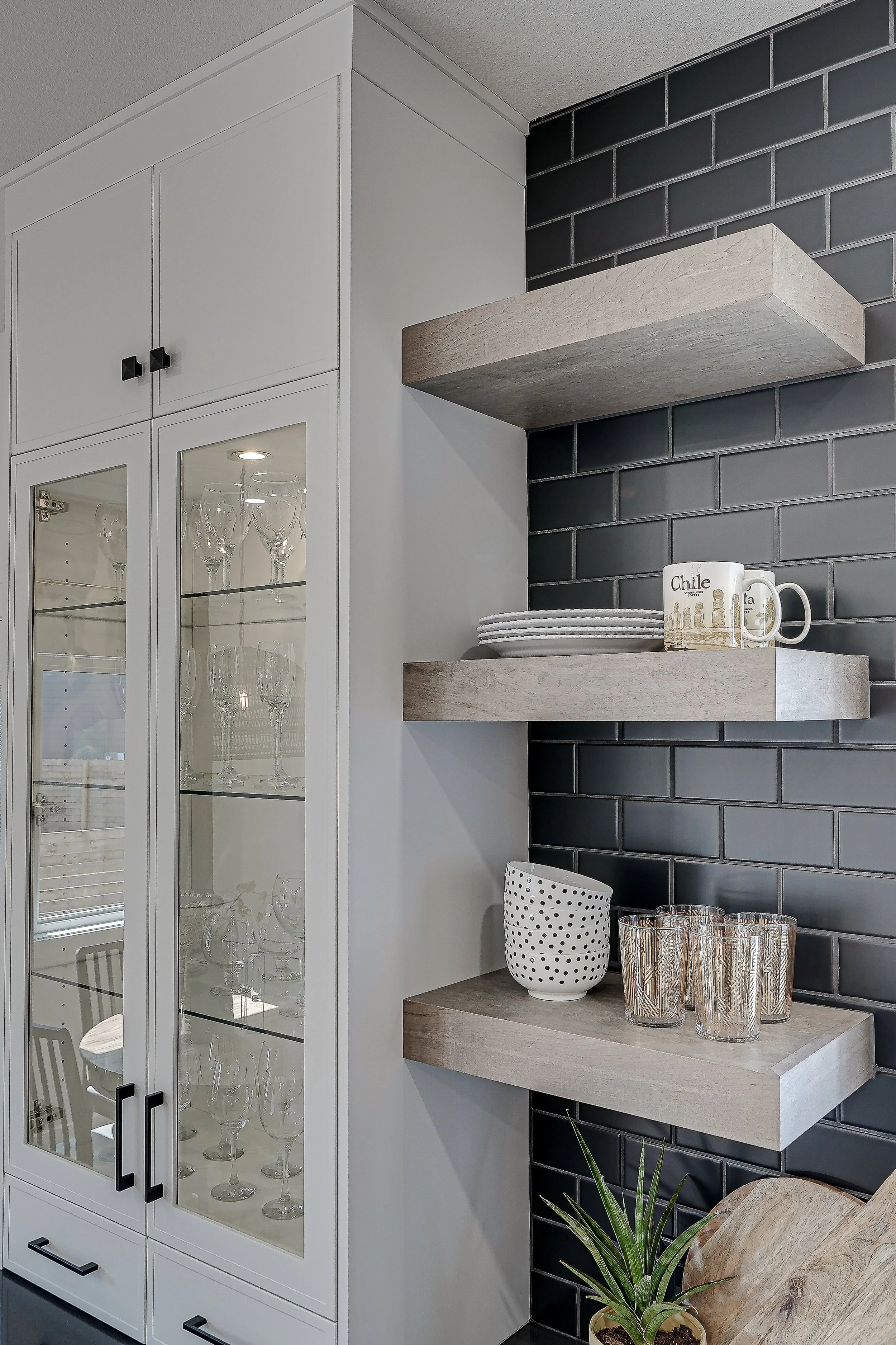 23-220 Hamm Crescent-23.jpg
