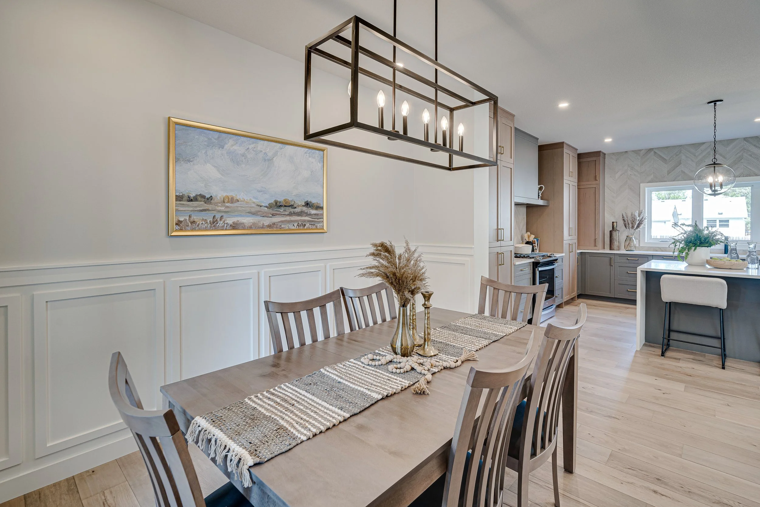 071-1105 2nd Street East-118.jpg