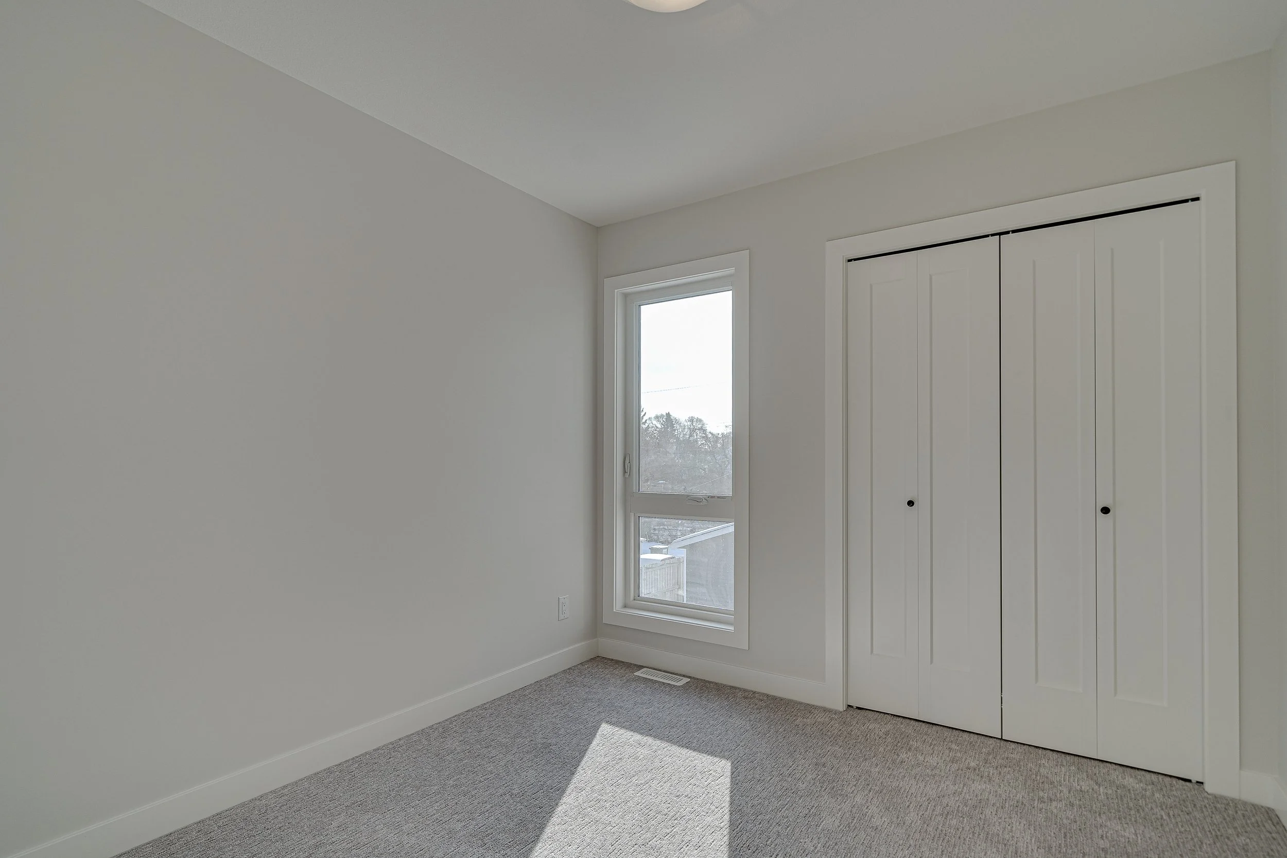 62-1034 13th Street East-63.jpg