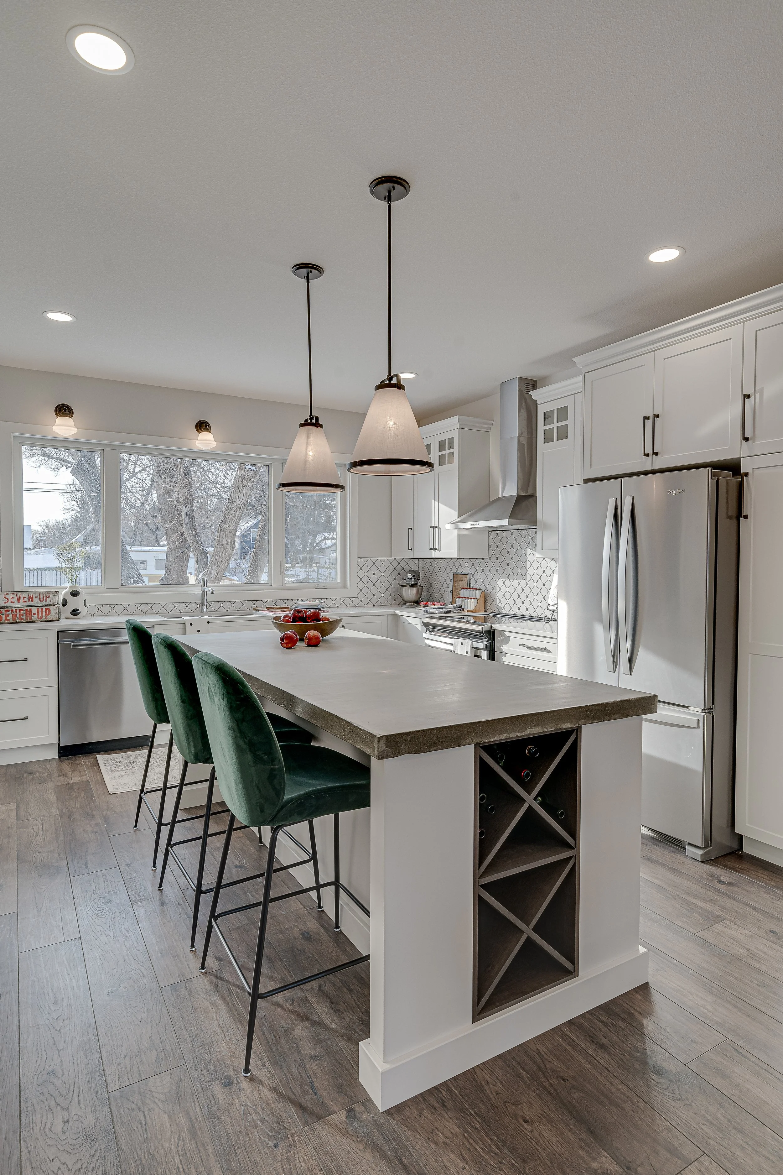 17-1034 13th Street East-18.jpg