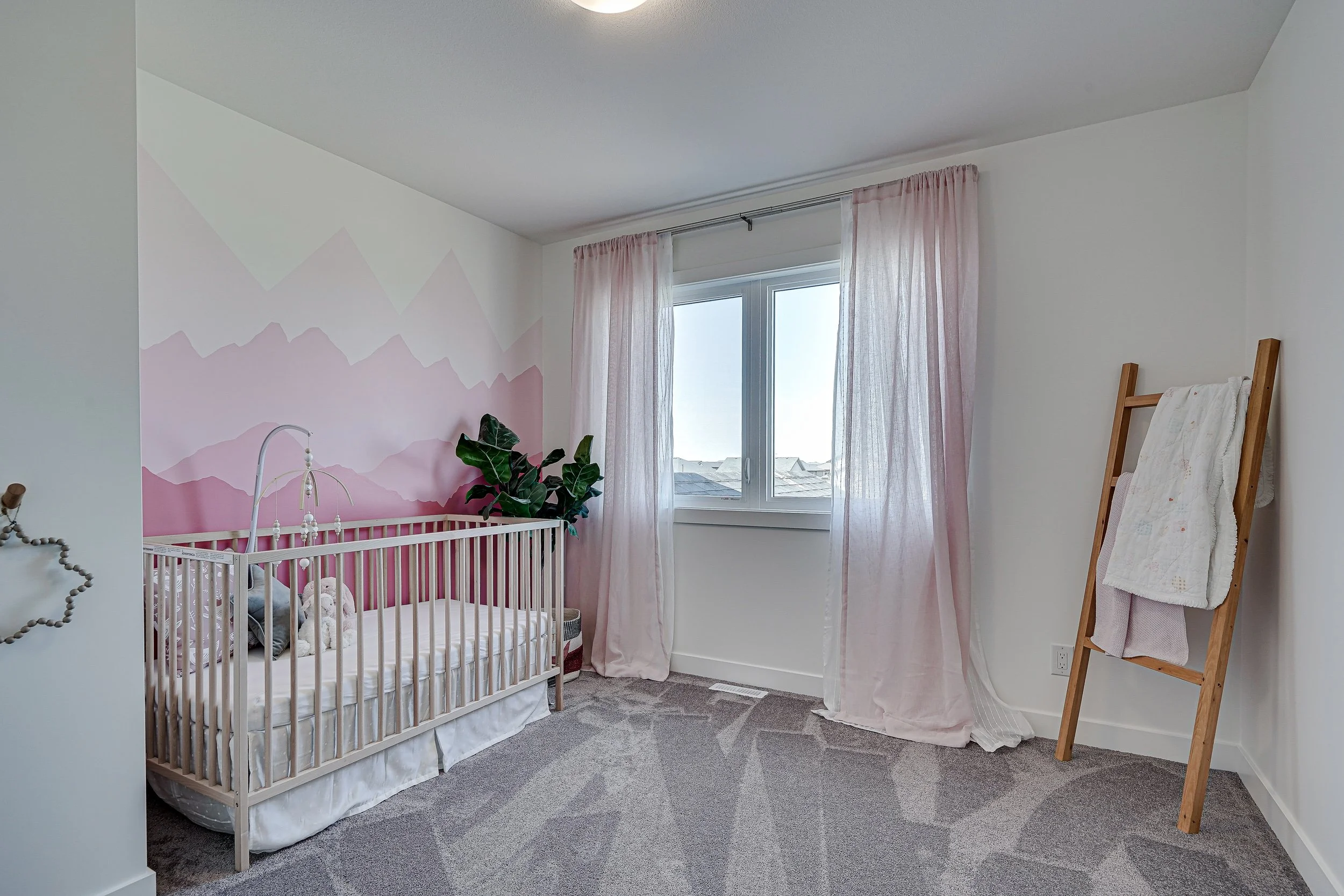 78-220 Hamm Crescent-78.jpg