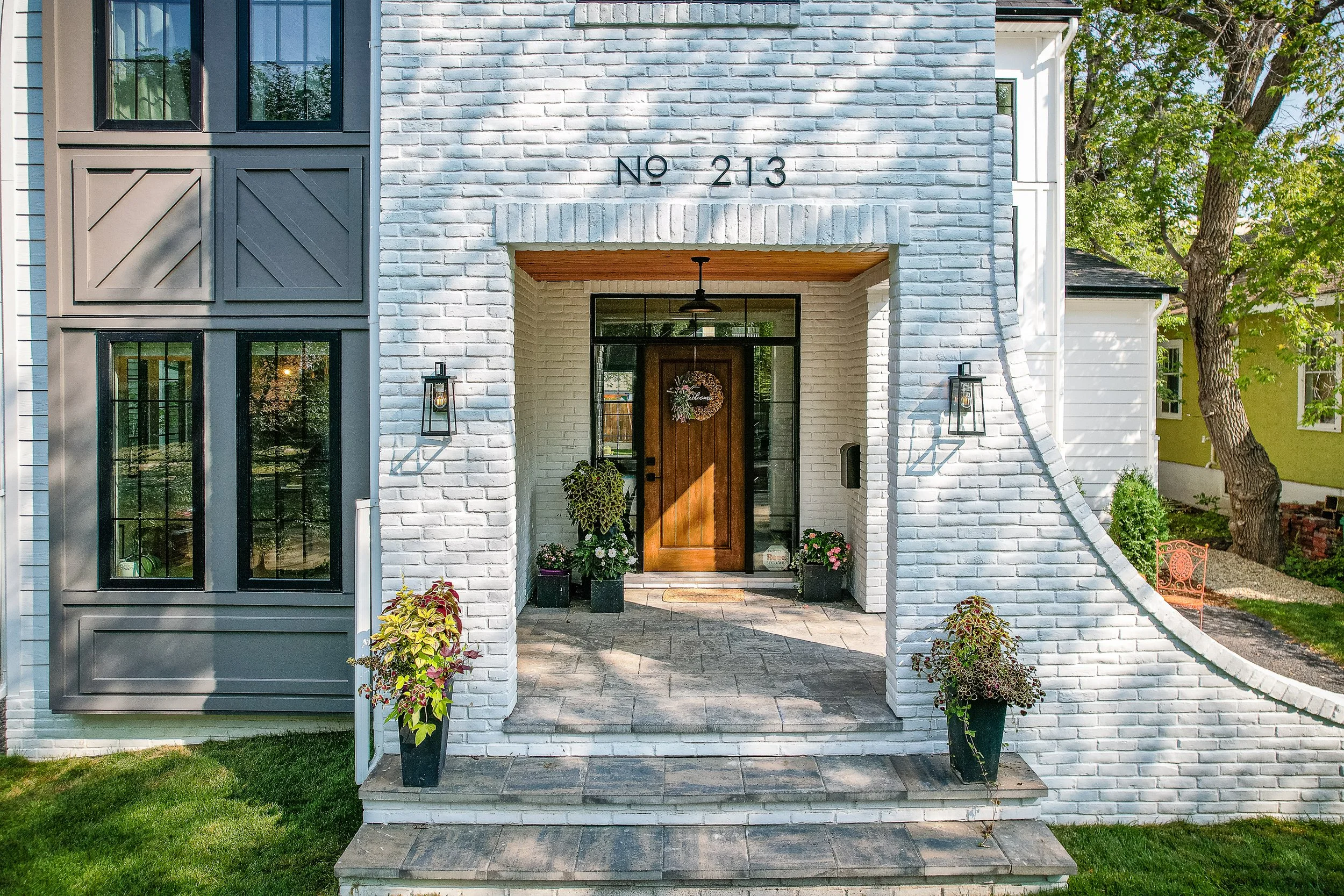 106-213 Main Street Saskaton-112.jpg