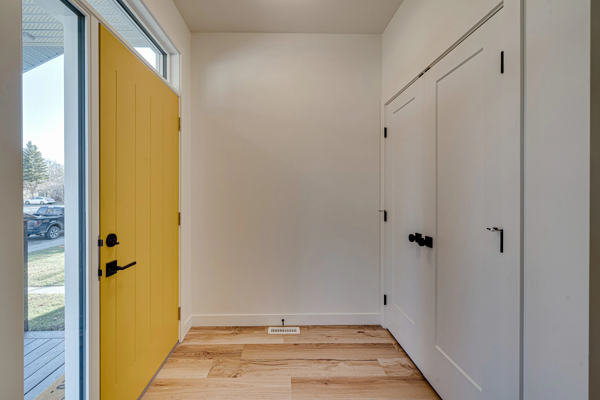 014-2226 Saint Andrews Avenue-14.jpg