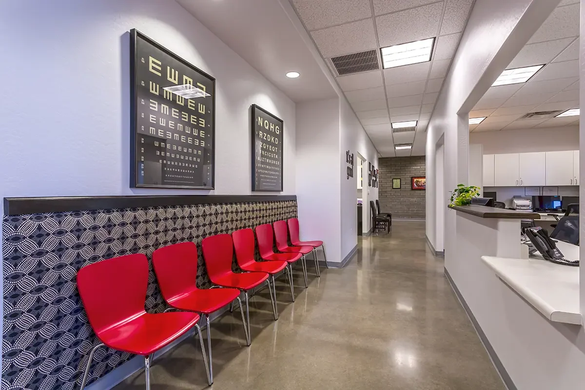 M&M Eye Institute interior