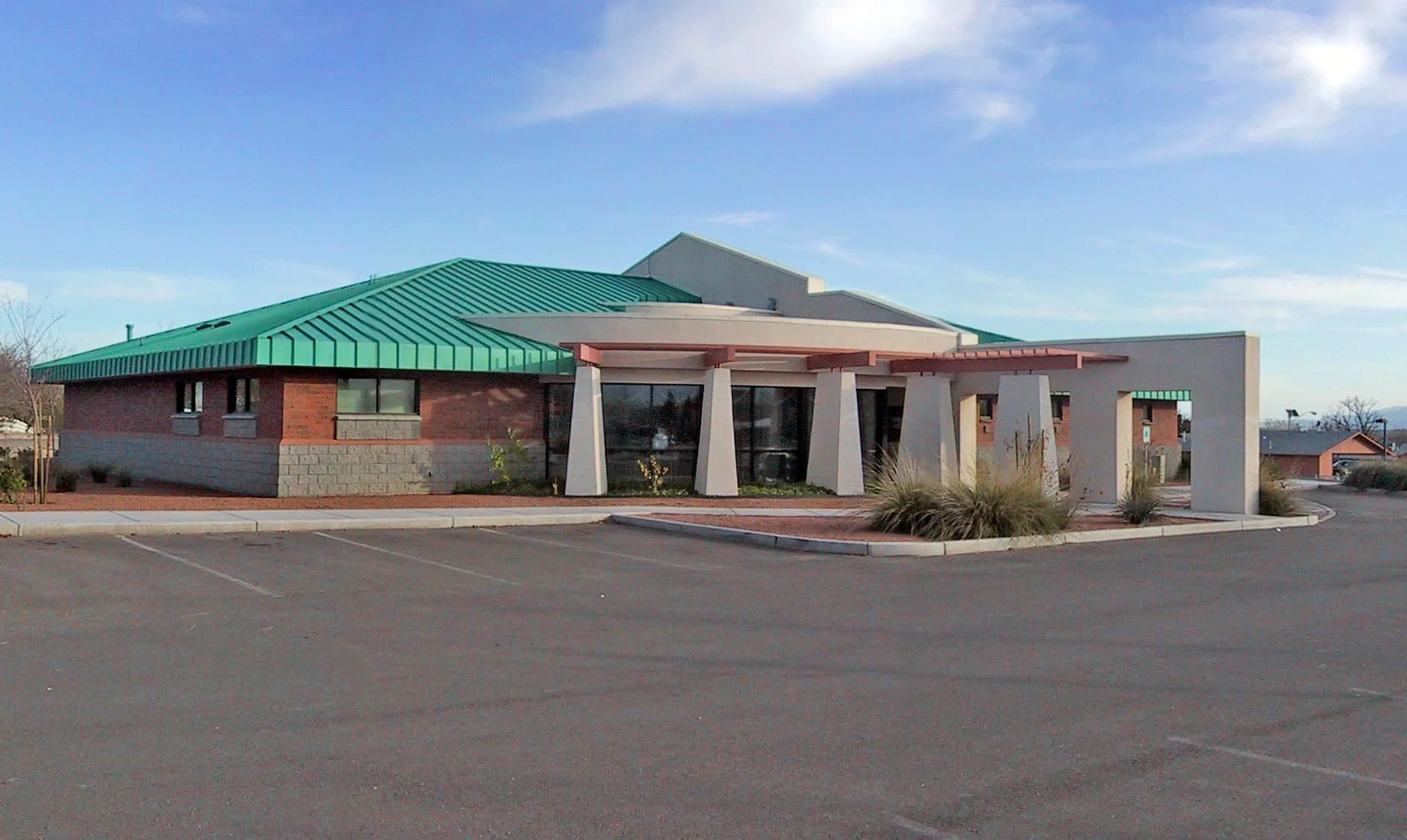 Michael Taylor design medical building