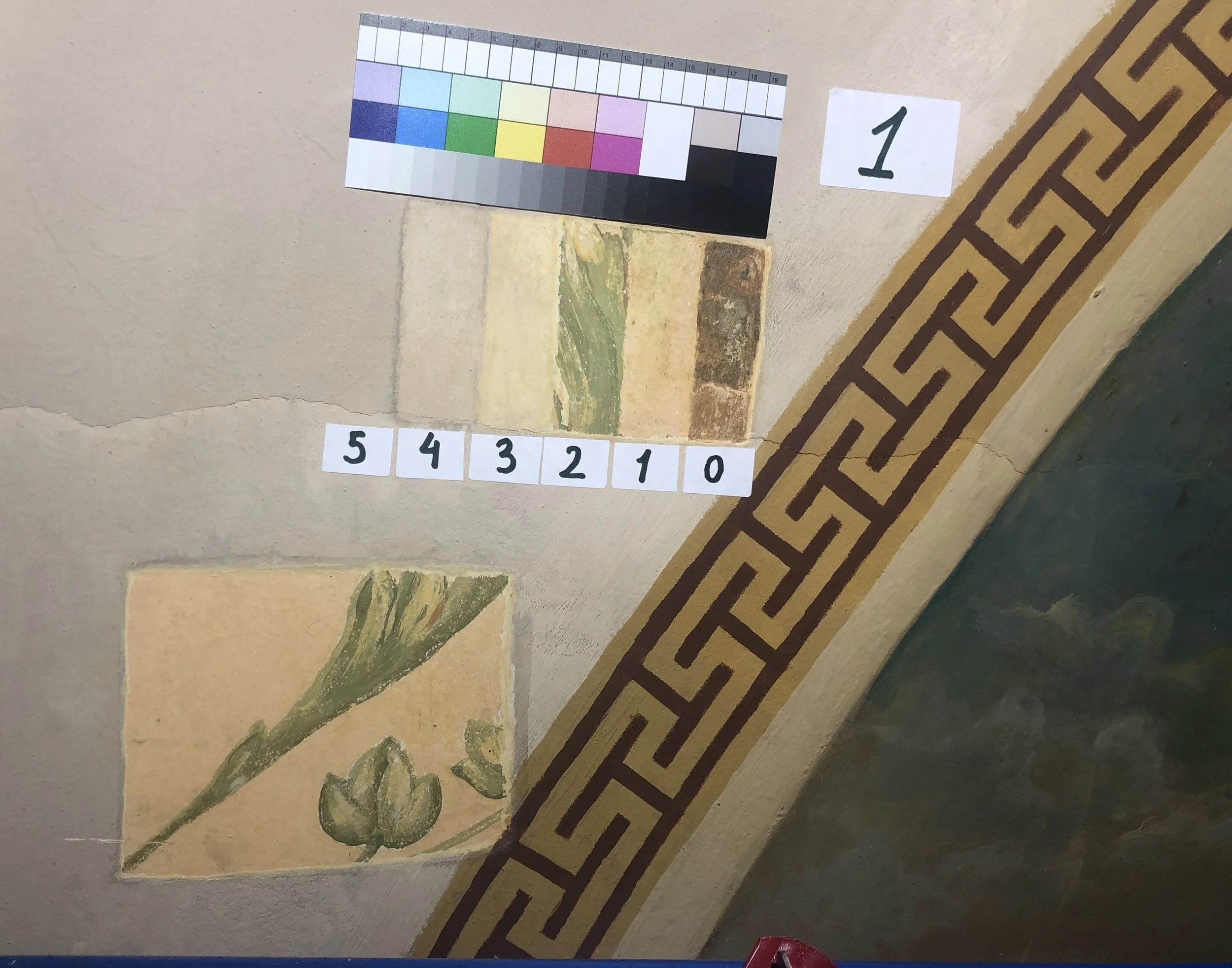Revelado estratigráfico de la pintura en el tímpano del edificio de los Baños Chinos (1891). Realizado para la preparación de la documentación técnica previa a la restauración.