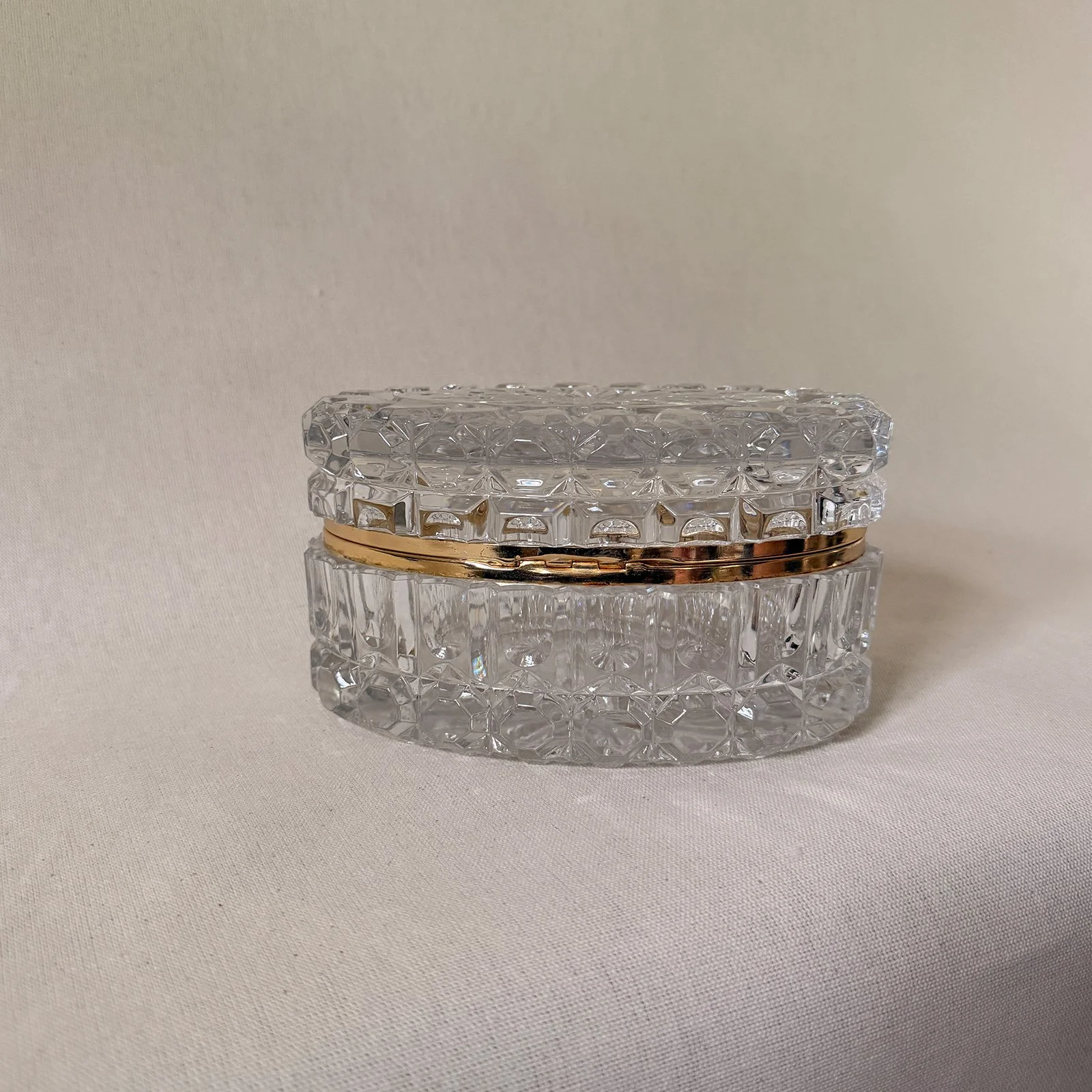 clear-jewelry-casket-2.jpg