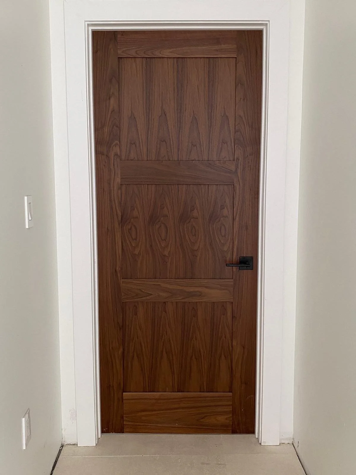 Interior 3 panel shaker STAINED