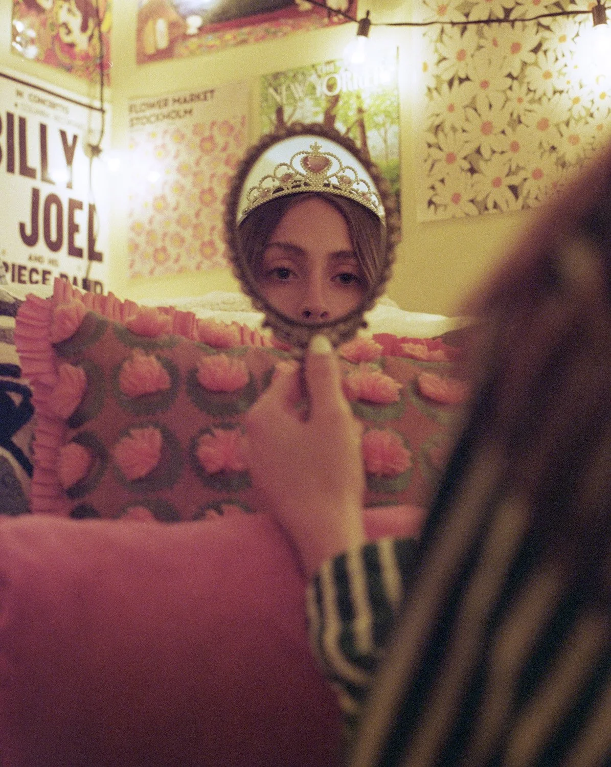 Connor_Mary_Mirror_06.jpg