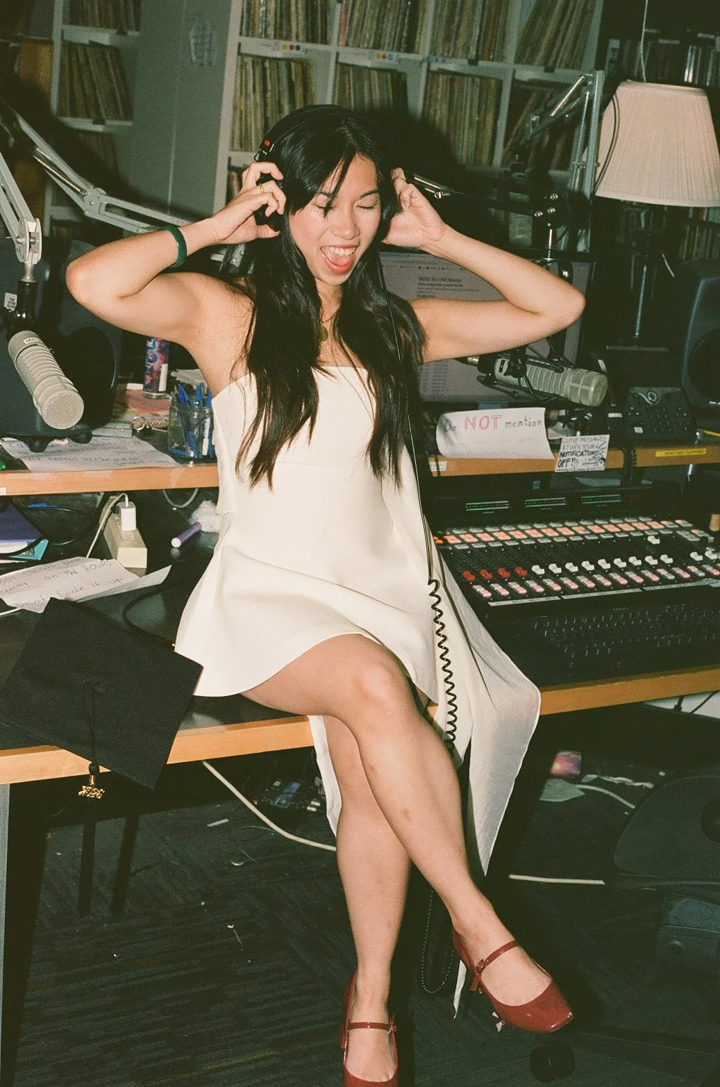 radio20.jpg