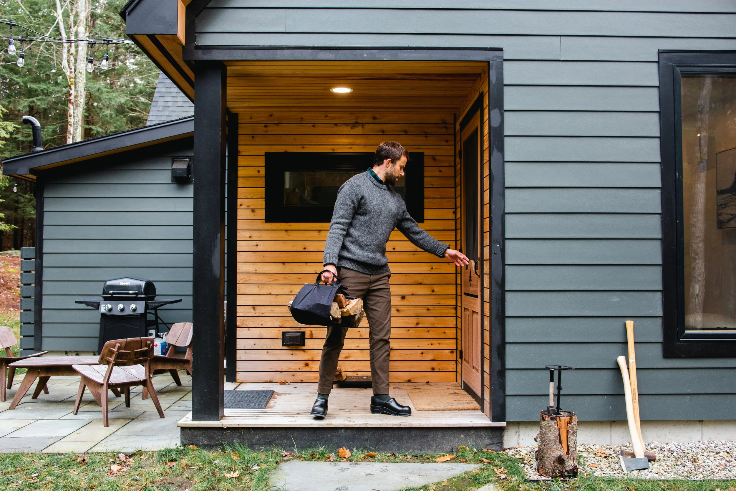 1222-CozyRockCabin-138.jpg