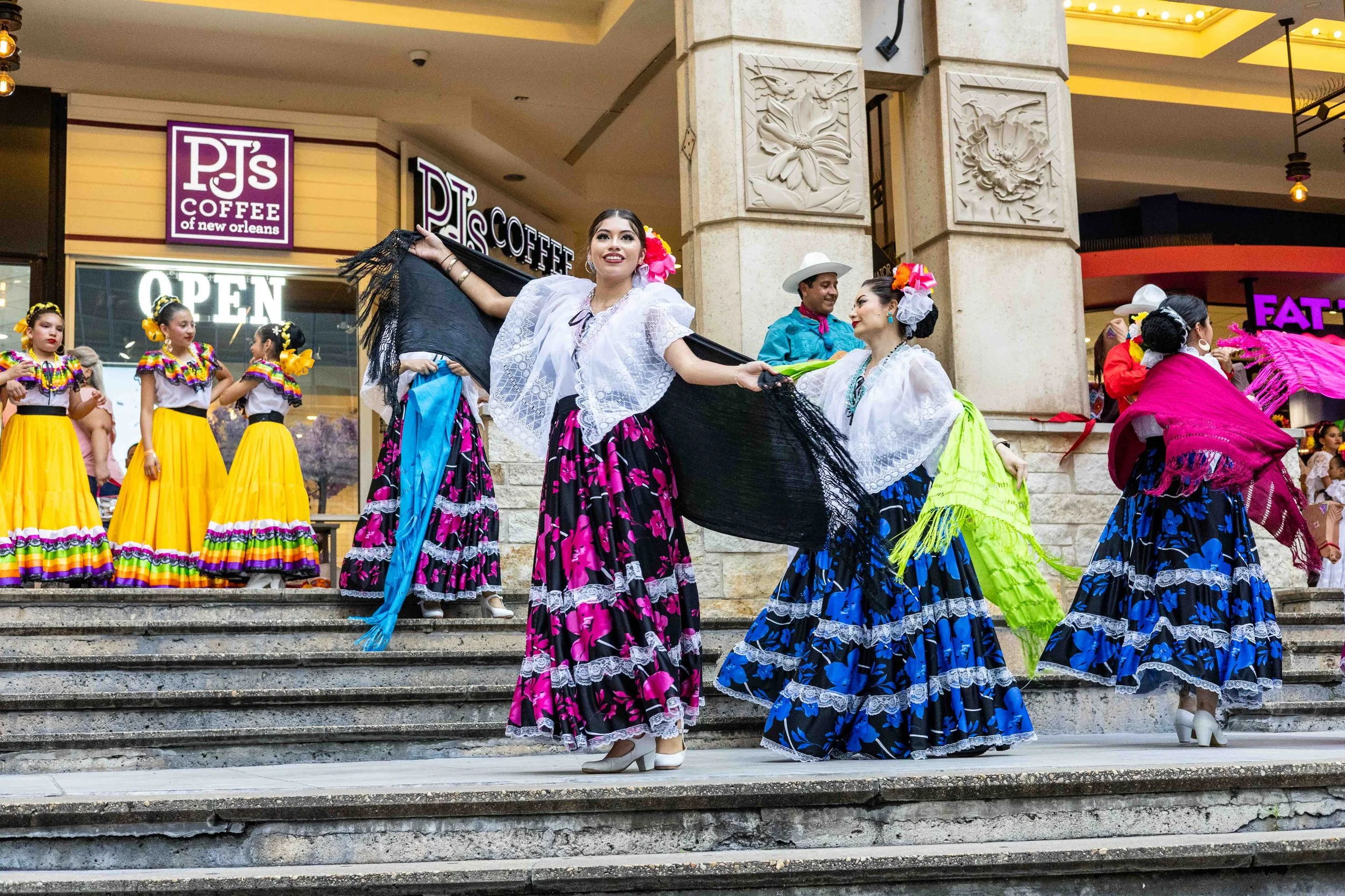 Low res Mariachi -23.jpg