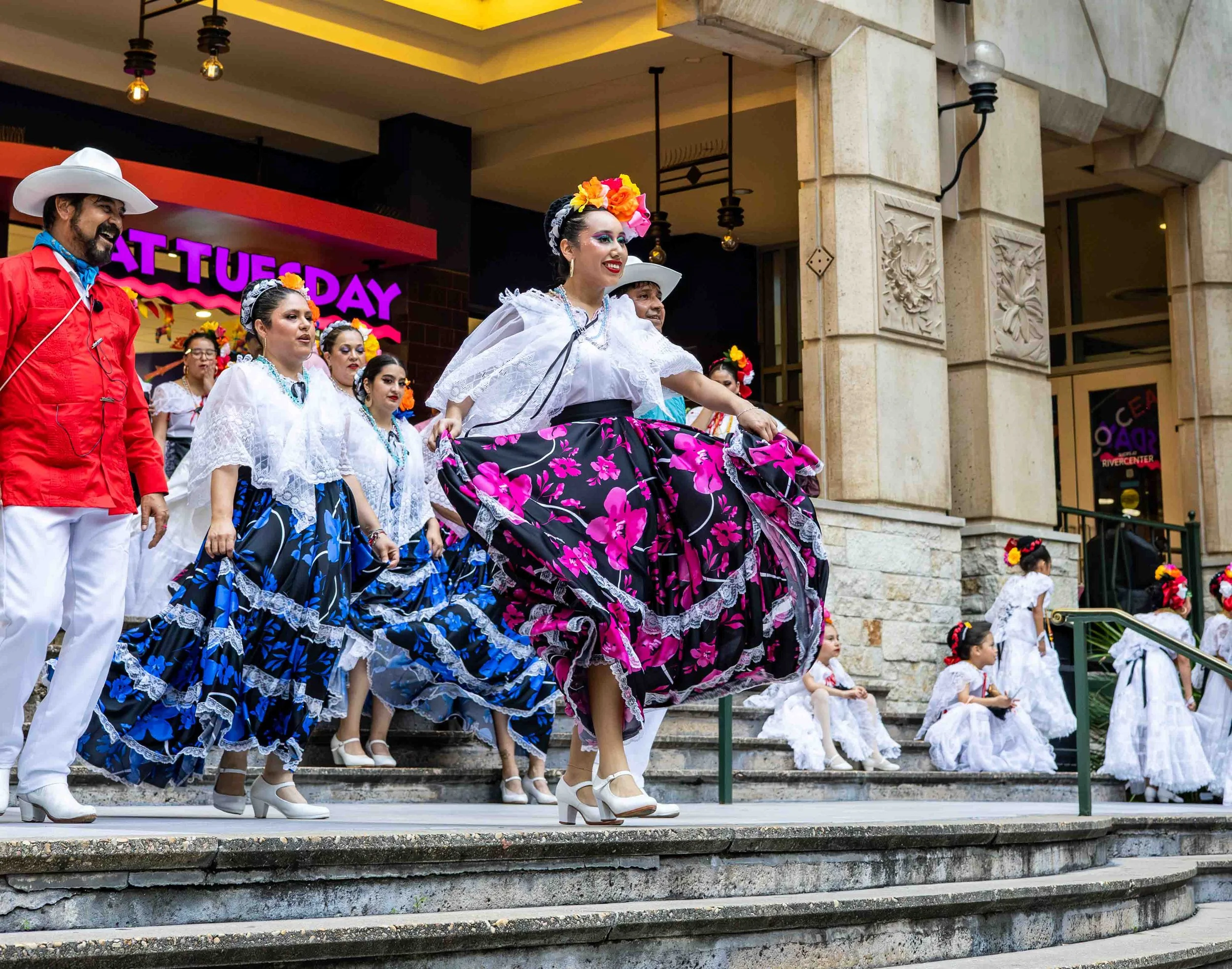 Low res Mariachi -11.jpg