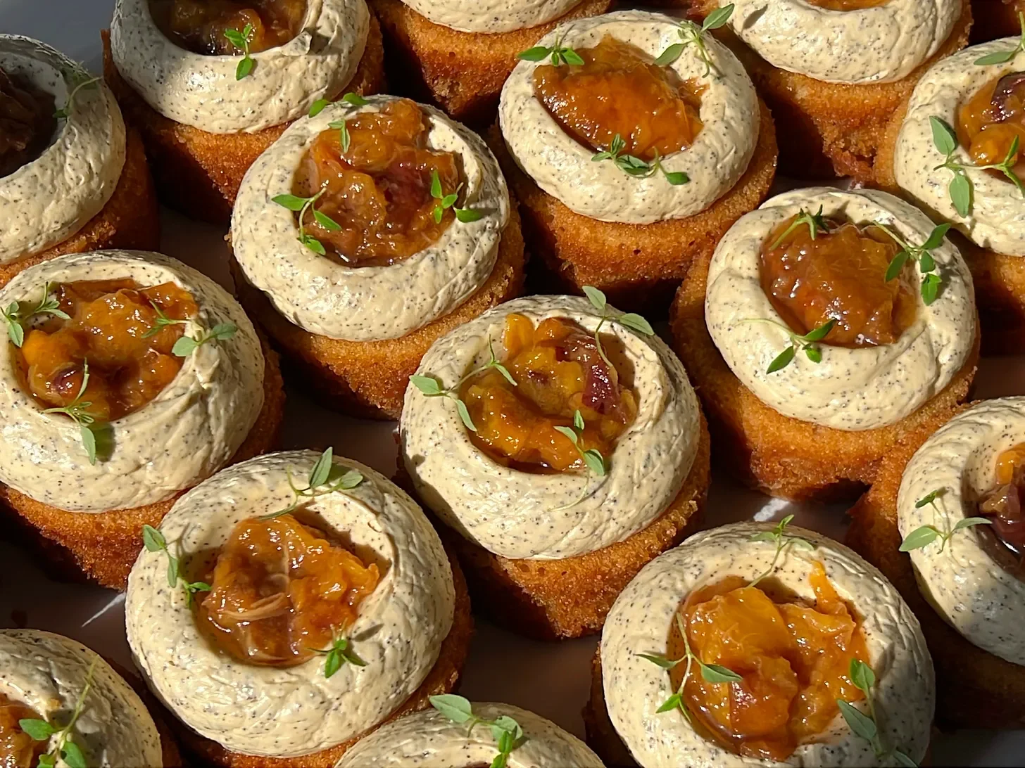 Polenta Mini Cakes with Thyme SMBC &amp; Roasted Peaches