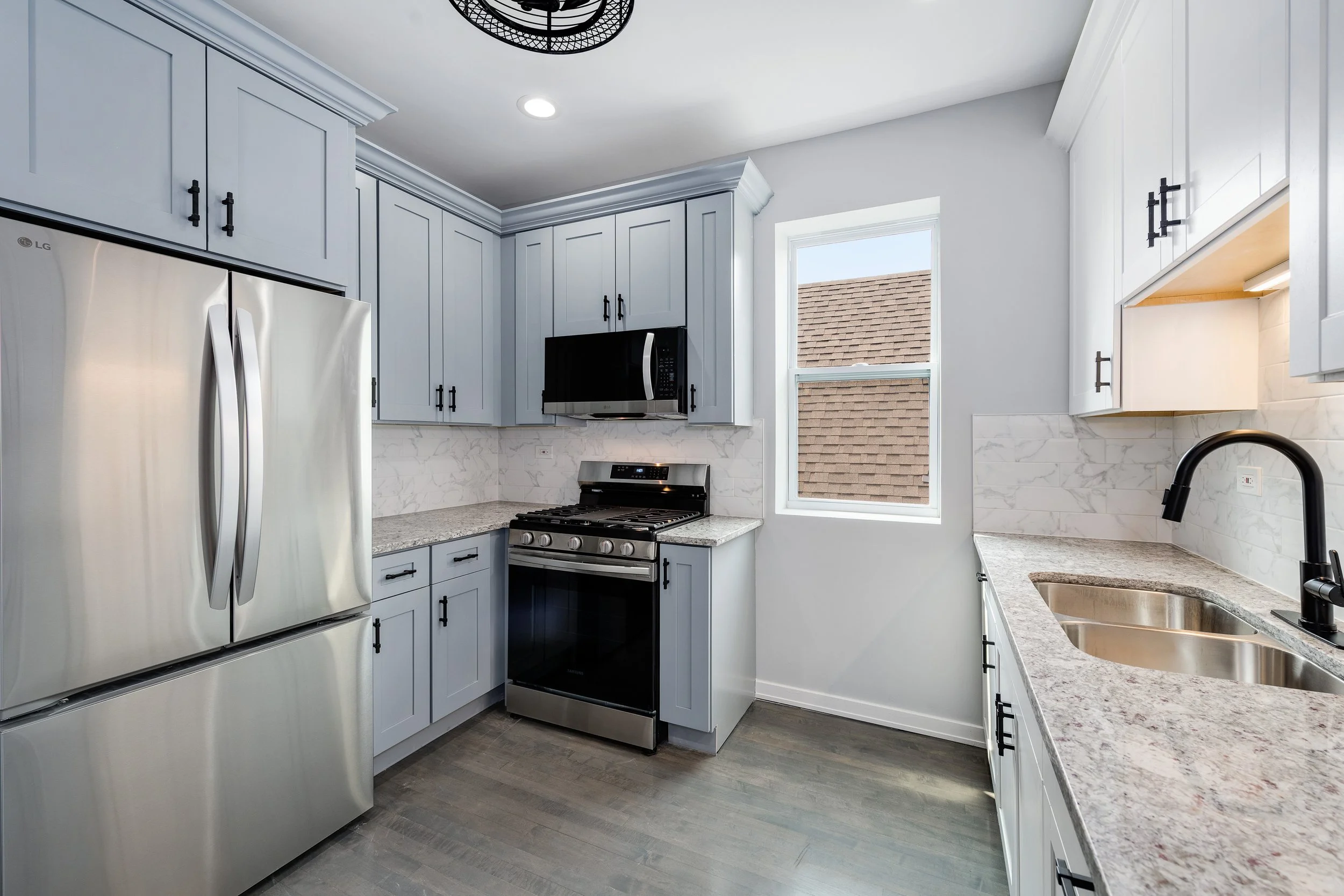 7925 S May St Chicago IL 60620-print-020-023-0020-4200x2801-300dpi.jpg